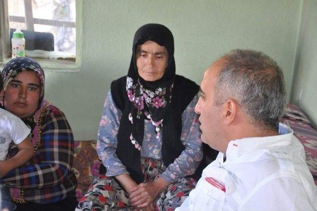 Kaymakam Ve Başkandan Madenci Ailelerine Taziye Ziyareti 1