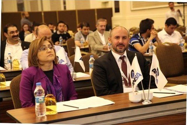 Şahin: Kentler Ve &Uuml;lkelerin Yarışında Teknoloji &Ouml;nemli Bir Yer Tutuyor 1