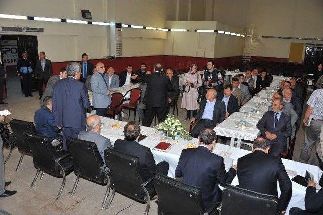 Başkan Yılmaz, Vezirk&ouml;pr&uuml;&rsquo;de &Ccedil;i&ccedil;ekle Karşılandı 2