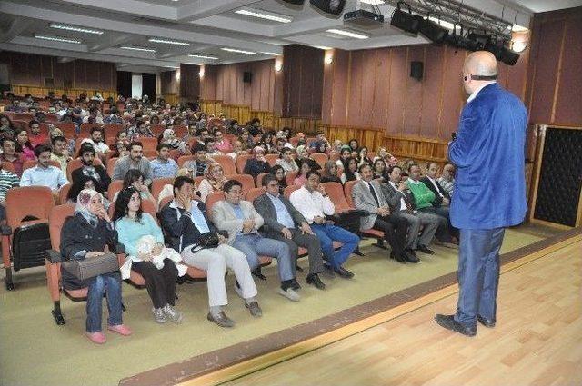 Beü’de Talha Uğurluel İle “kanuni Ve Muhteşem Yüzyıl” Söyleşisi