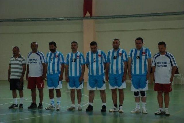 Didim Kurumlar Arası Voleybol Turnuvasında Finale Gelindi