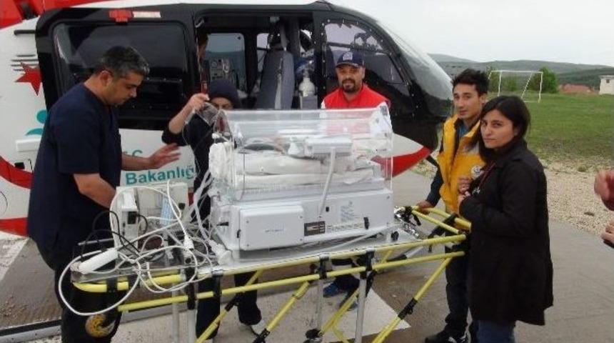 Hava Ambulansları Hayat Kurtarmaya Devem Ediyor