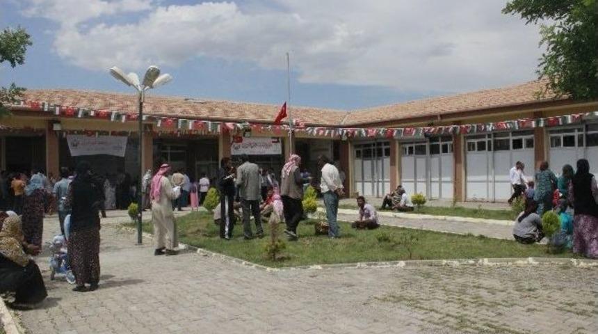 Suriyeli Misafirlere Eğitim Ve Kültür Evi Açıldı