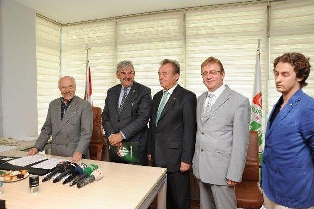 Bursaspor da Başkan Adayları Listeleri Verdi 1