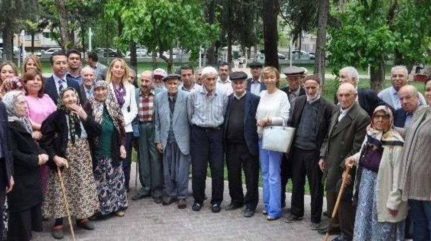 Gagiad, Huzurevi Sakinleri İle Yemekte Buluştu
