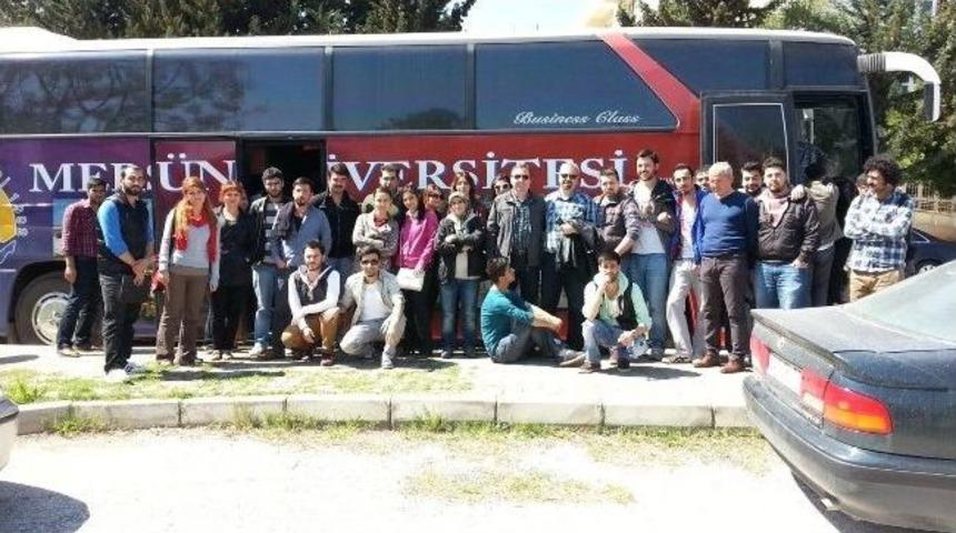 &Ccedil;&uuml;, B&ouml;lgedeki Diğer &Uuml;niversite &Ouml;ğrencilerine De Eğitim Veriyor