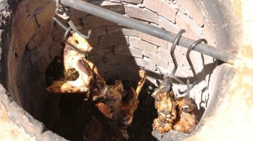 Ovacık&rsquo;ta &ldquo;kuyu Kebabı&rdquo; Sezonu A&ccedil;ıldı