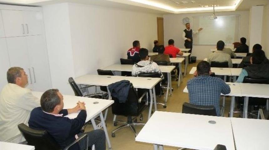 Mmo Dolum Personelini Eğitiyor