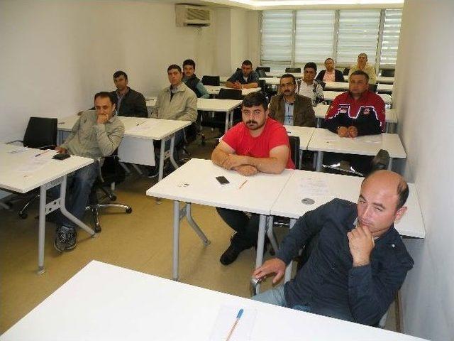 Mmo Dolum Personelini Eğitiyor 1