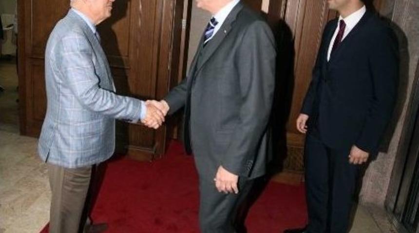 Hisarcıklıoğlu’ndan Yaşar’a Ziyaret