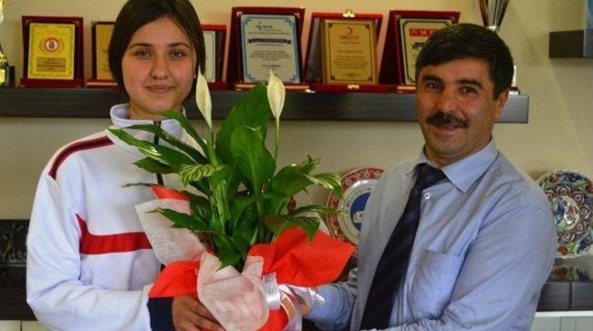 Erdemir Anadolu Lisesi&rsquo;nden &Ouml;zbek&rsquo;e Ziyaret