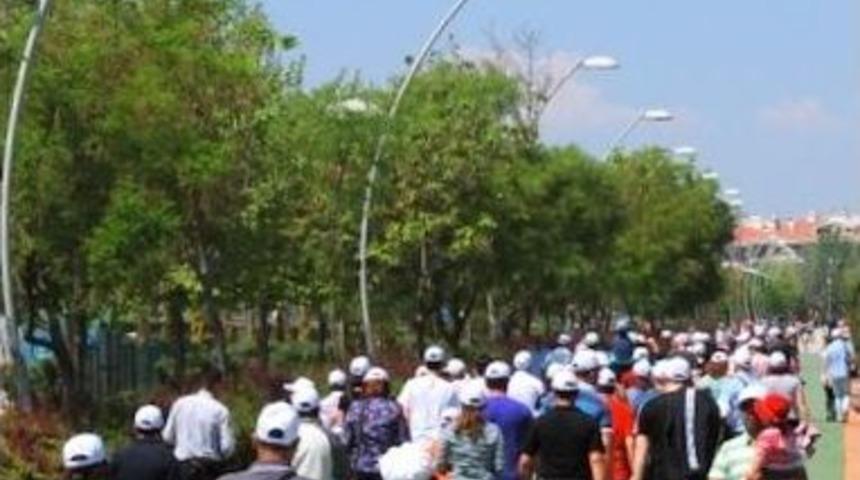 Obezite İle M&uuml;cadele İ&ccedil;in Y&uuml;r&uuml;yecekler