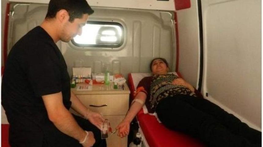 Aile Ve Sosyal Politikalar İl M&uuml;d&uuml;rl&uuml;ğ&uuml; Personeli Kan Verdi