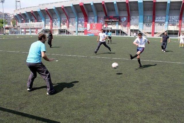 Trabzon'da Özel Sporcular Sahaya İndi