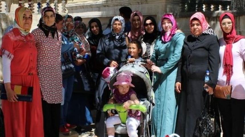 Samsatlı Bayanlar Şanlıurfa'yı Gezdi