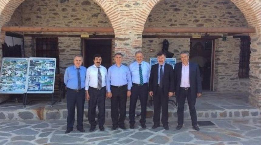 Başkan Badem'in Birgi'ye Y&uuml;ksek Okul &Ccedil;abası S&uuml;r&uuml;yor