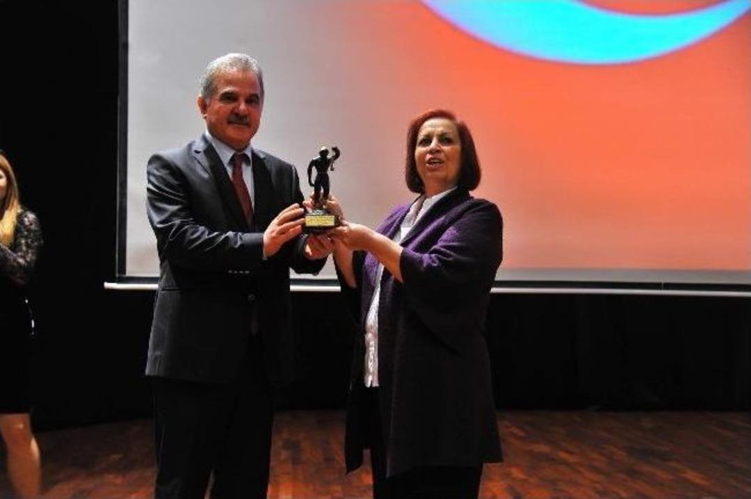 Sa&uuml;&rsquo;de &Ccedil;ocuk G&uuml;venliği Konferansı