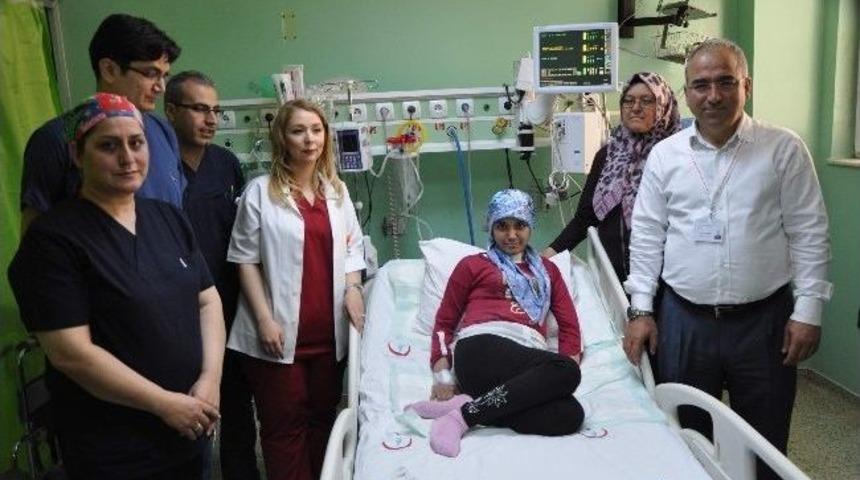 Kızı İ&ccedil;in Hayata Tutunmayı Başardı