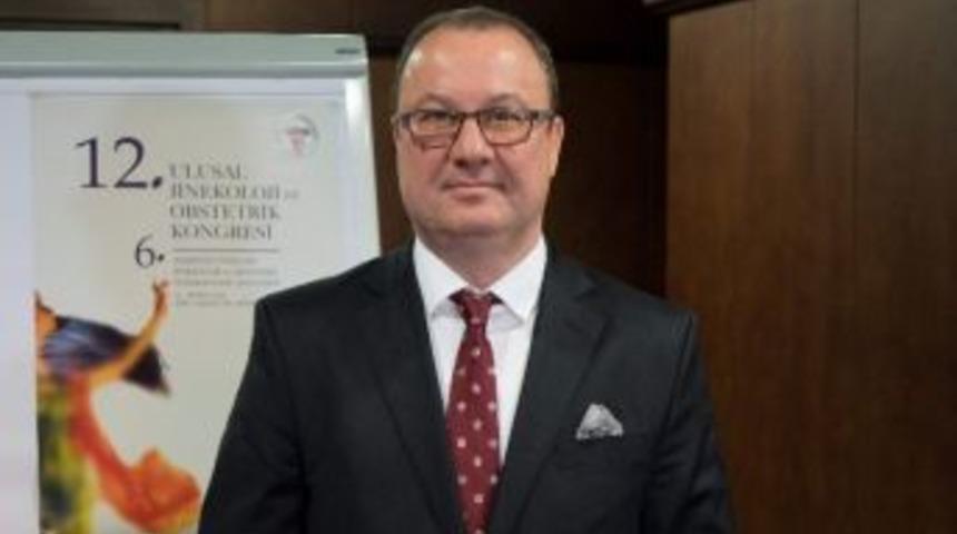 Sigara İ&ccedil;en Kadının İdrar Ka&ccedil;ırma Riski Y&uuml;ksek