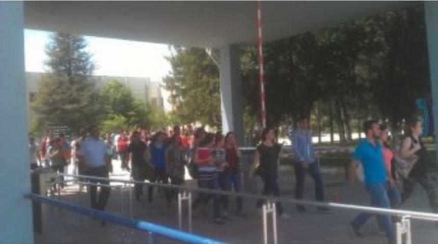 Kırklareli &Uuml;niversitesi'nde İki Grup Arasında Gerginlik