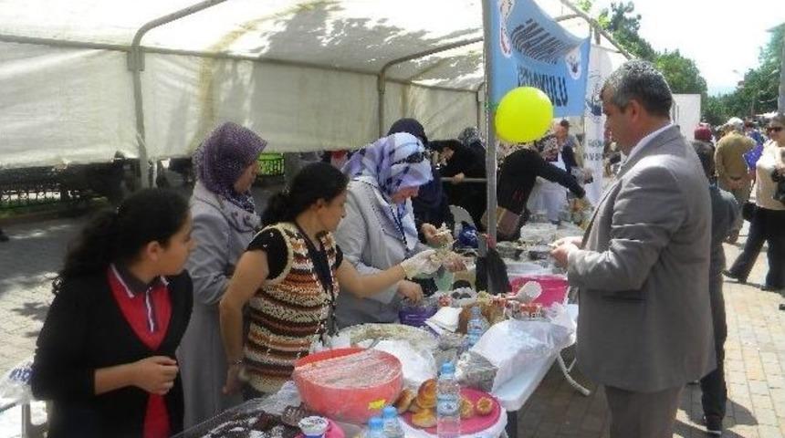 S&uuml;leymanpaşa İmam Hatip Ortaokulu Kermesi B&uuml;y&uuml;k İlgi G&ouml;rd&uuml;