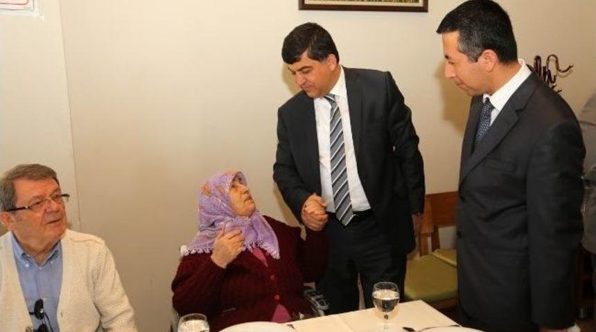 Başkan Fadıloğlu, Huzurevi Sakinleriyle Bir Araya Geldi