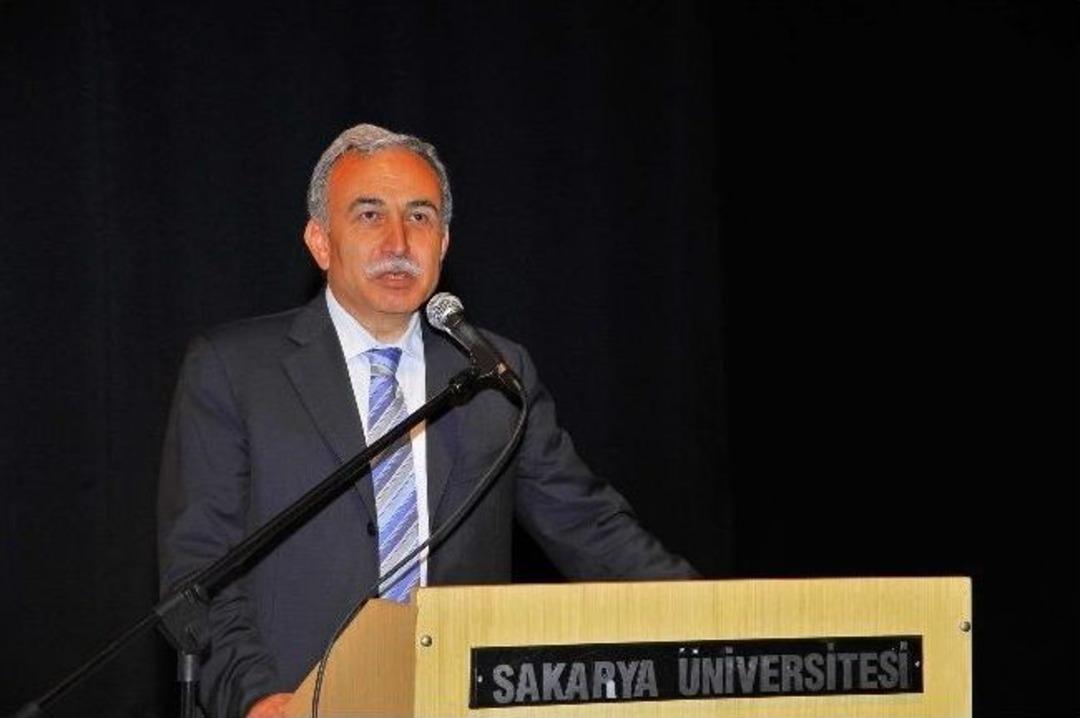 Necip Fazıl Kısak&uuml;rek&rsquo;i Anma Haftası Başladı