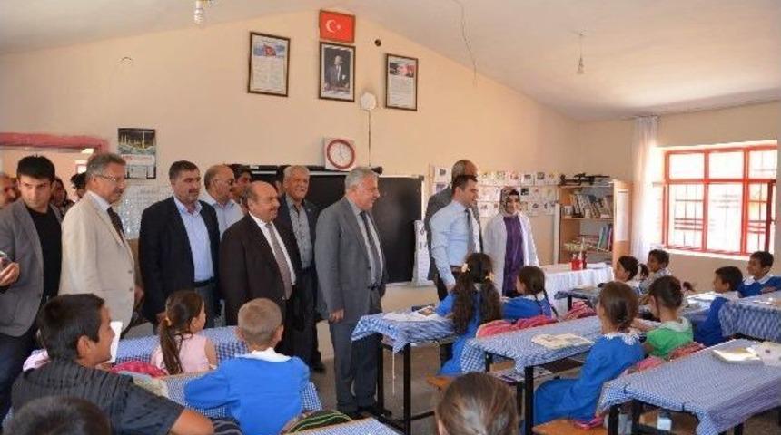 Hilvan Meslek Y&uuml;ksek Okulu'ndan Kardeş Okul Projesi