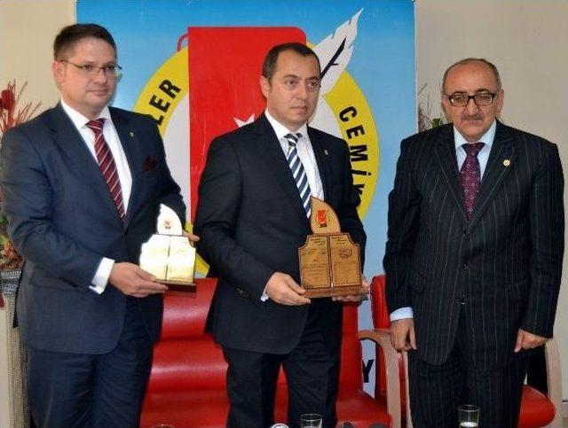 Macaristan Ticaret Ateşe sinden Kayseri Gazeteciler Cemiyetine Ziyaret 2