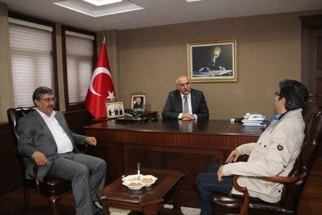 Şırnak’ta Yapımı Devam Eden Yolların Müjdesi Verildi 1