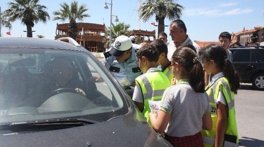 Minik Trafik Polislerinden Trafik Denetimi