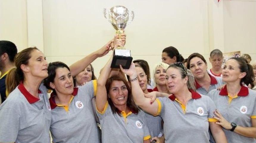 Bergama&rsquo;da, &ldquo;b&uuml;t&uuml;n Basketler Soma İ&ccedil;in&rdquo;