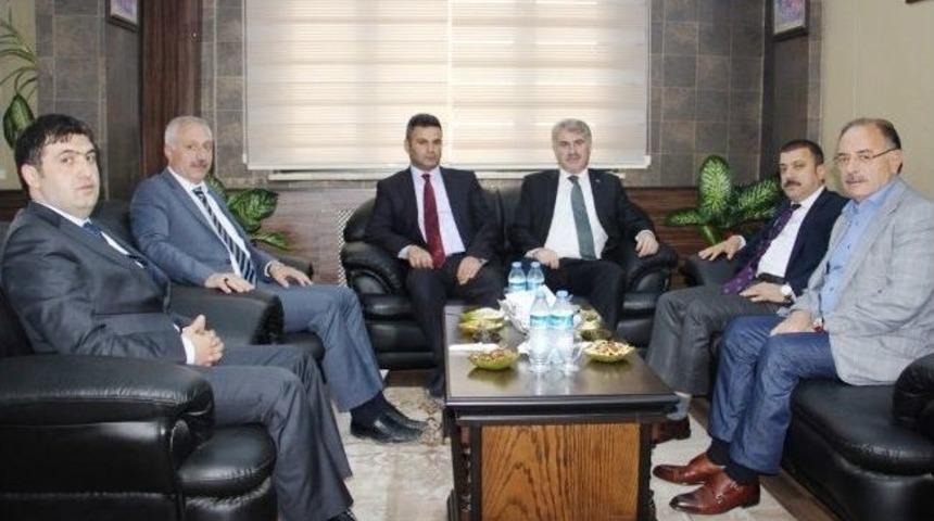 Halkbankası Genel M&uuml;d&uuml;r Yardımcısı Kavcıoğlu, Belediye Başkanı Memiş'i Ziyaret Etti