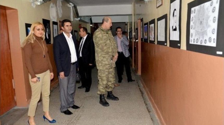 Sarıkamış&rsquo;ta Gen&ccedil;lik Haftası Resim Sergisi