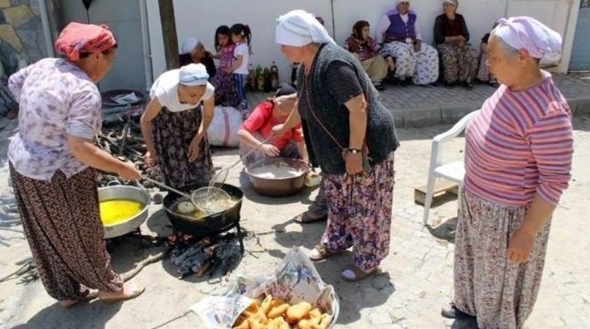 Şehit Madenciler İ&ccedil;in Lokma Hayrı