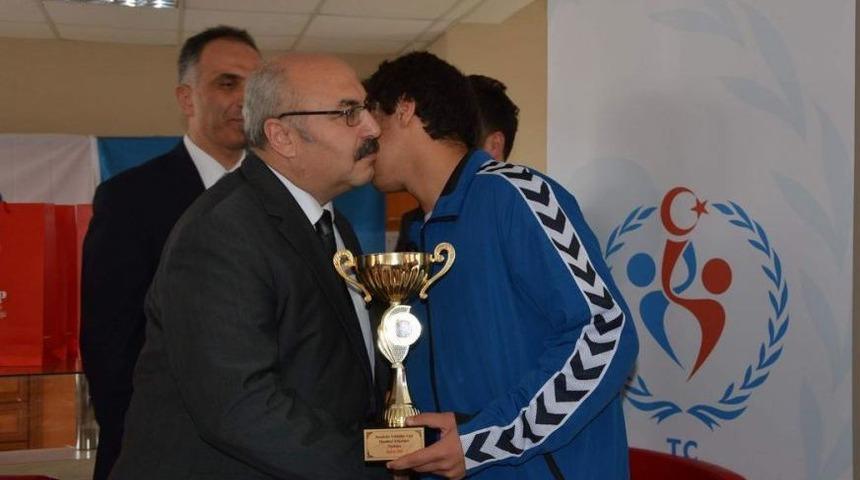 Sinop'ta Başarılı Sporculara &Ouml;d&uuml;l