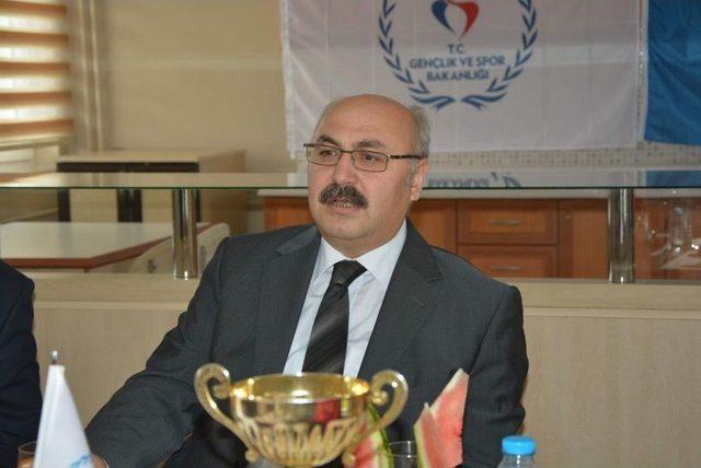 Sinop ta Başarılı Sporculara &Ouml;d&uuml;l 3