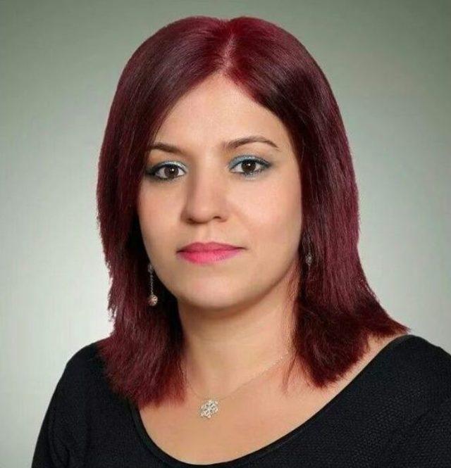 47 Yerinden Bıçaklanarak Öldürülen Kadın Toprağa Verildi 1