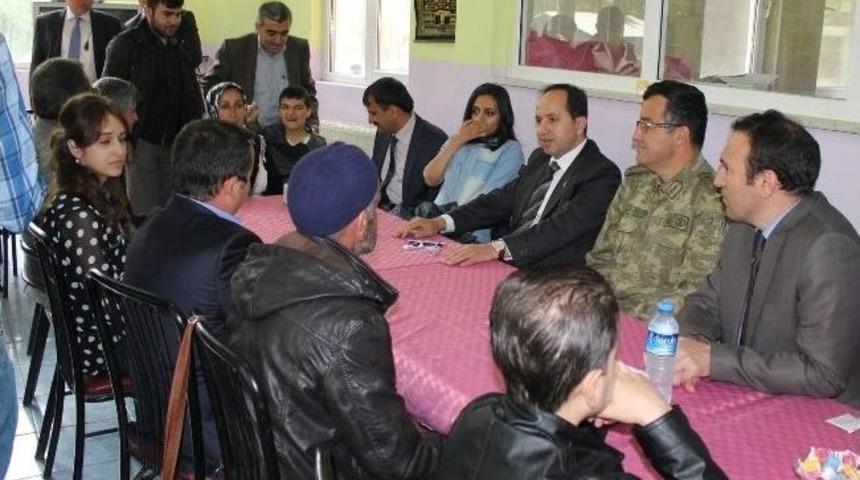 Engelliler Yemekte Bir Araya Geldiler