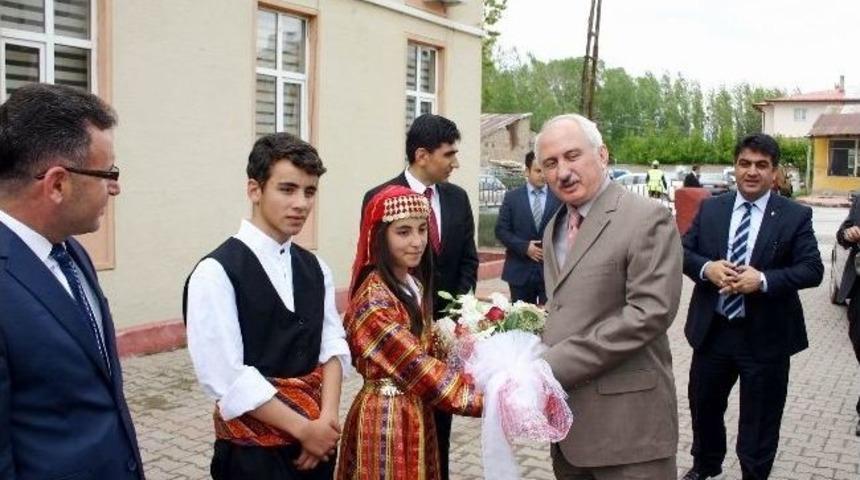 Sivas Valisi Alim Barut İmranlı&rsquo;da Temaslarda Bulundu
