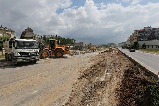 Serdivanda Kavşak Çalışmaları Devam Ediyor