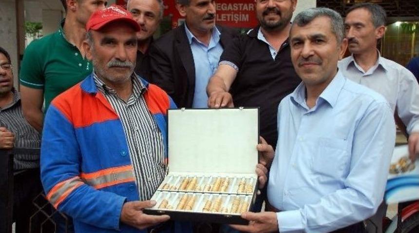 Adıyamanlı Temizlik İş&ccedil;isinden İnsanlık Dersi