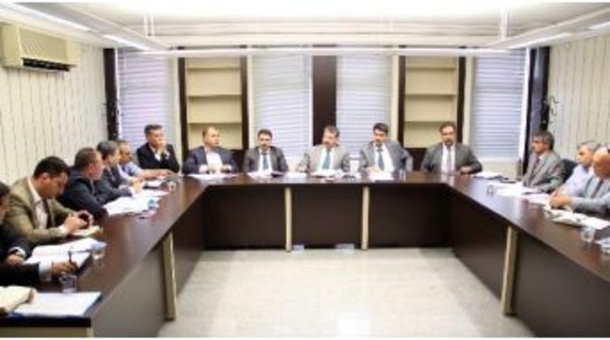 B&uuml;y&uuml;kşehir Belediyesi, İl&ccedil;e Sorunları İ&ccedil;in Toplandı