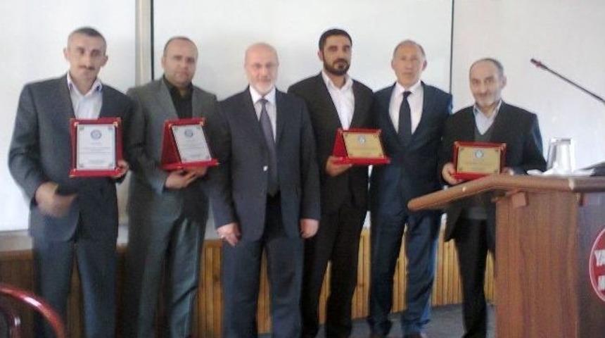 T&uuml;rk Diyanet Vakıf-sen Erzurum Şubesi Emekli Olan İmamları Unutmadı