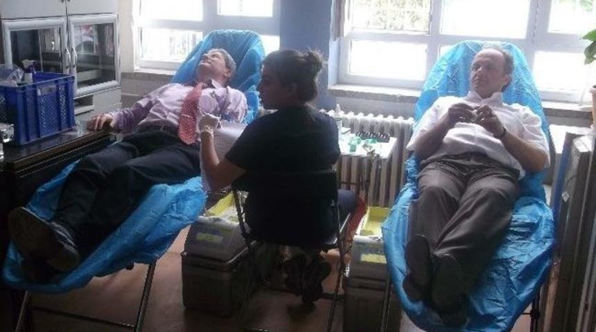 Nazilli Mesleki Eğitim Merkezi&rsquo;nden &Ouml;rnek Davranış