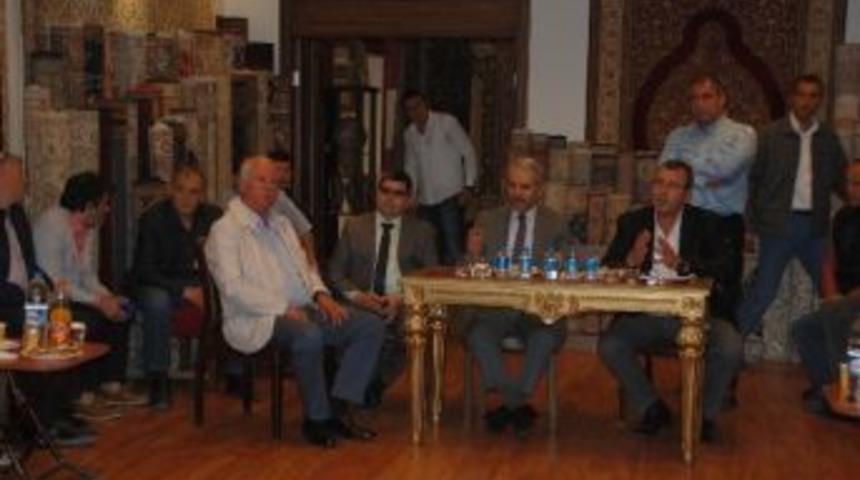 Kuşadası &Ccedil;arşılarına Neşter &Ccedil;alışmaları