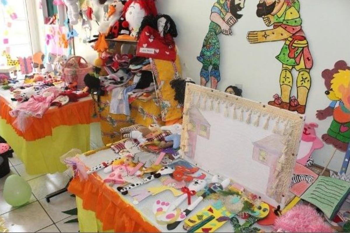 &Ouml;ğrencilerden &Ccedil;ocuk Gelişimi Sergisi