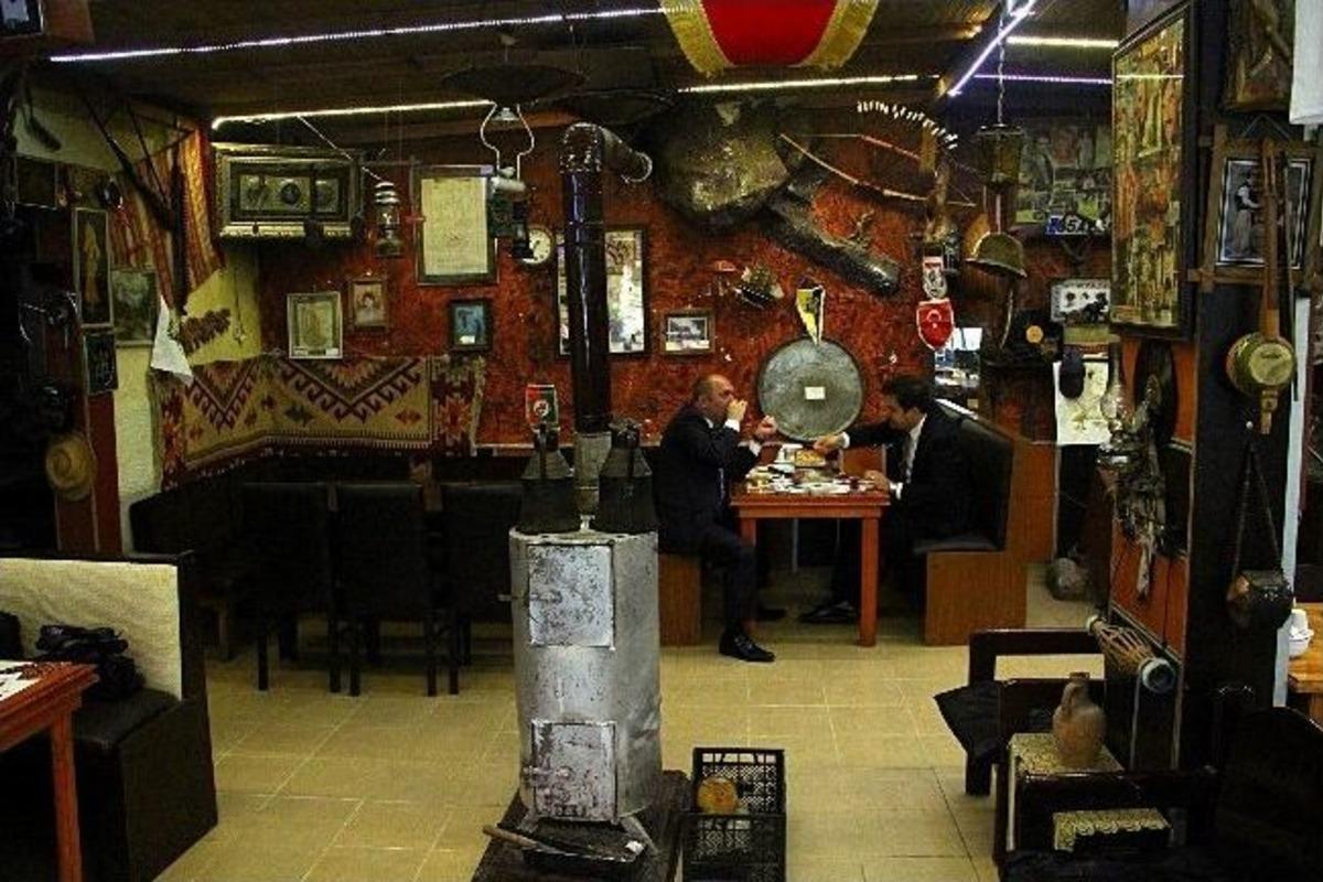 Antikacı Gibi Menemenci