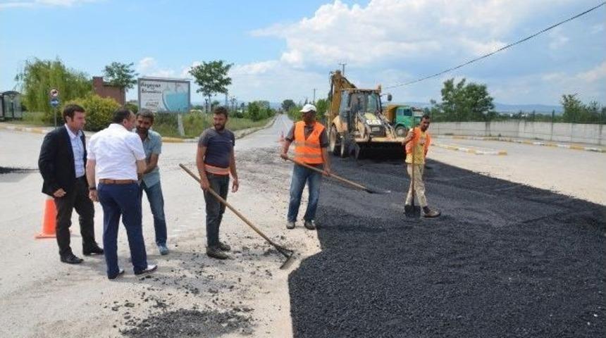 Kartepe Belediye Başkanı &Uuml;z&uuml;lmez Yol &Ccedil;alışmalarını İnceledi