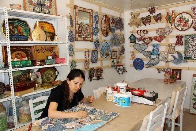 Urla’da Sanat Dolu Bir Pazar Günü